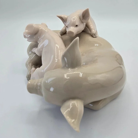 Vintage  Lladro ‘Playful Piglets’ Porcelain Figurine (5228) With Box Rare - Picture 7 of 13
